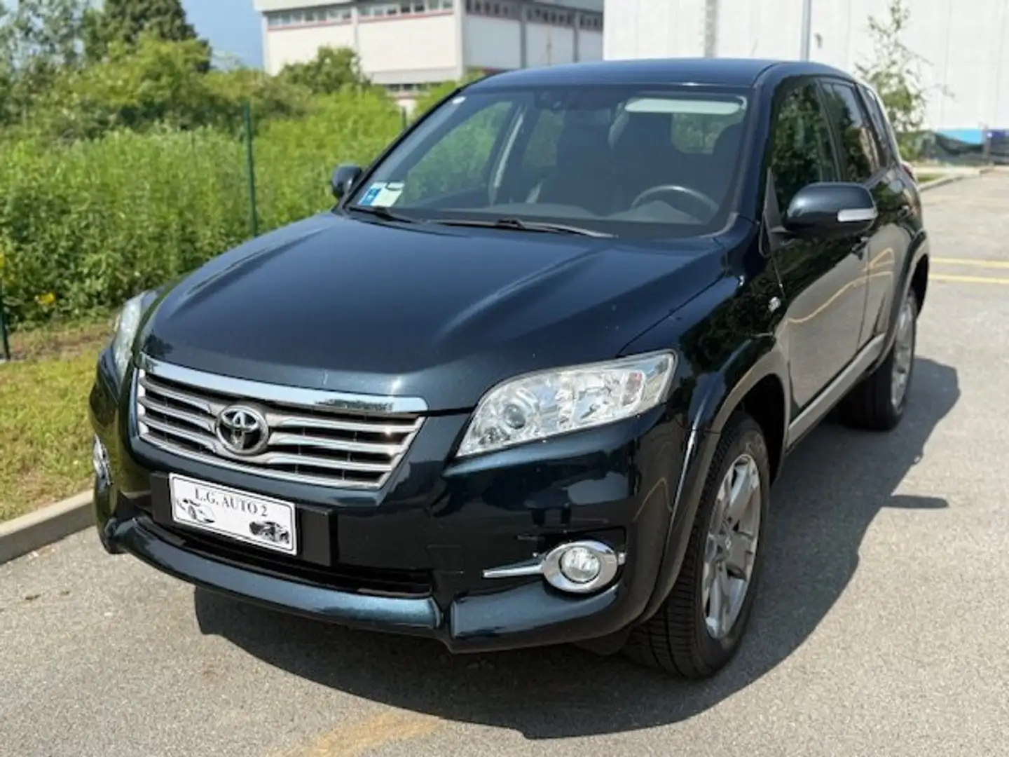 Toyota RAV 4 Crossover 2.2 Executive 150cv automatico 4x4 Grigio - 2