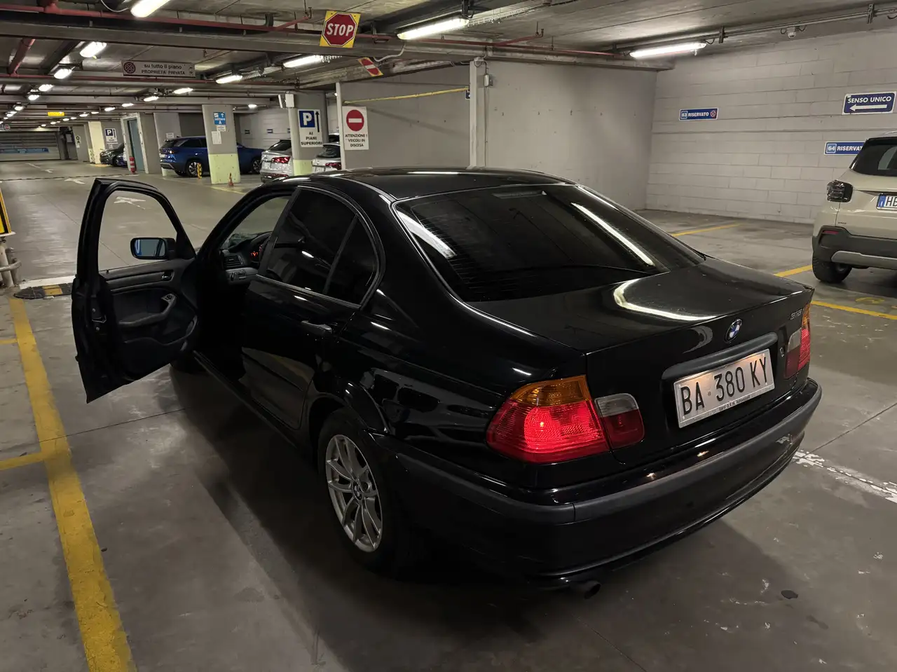 BMW 318i, foto 5