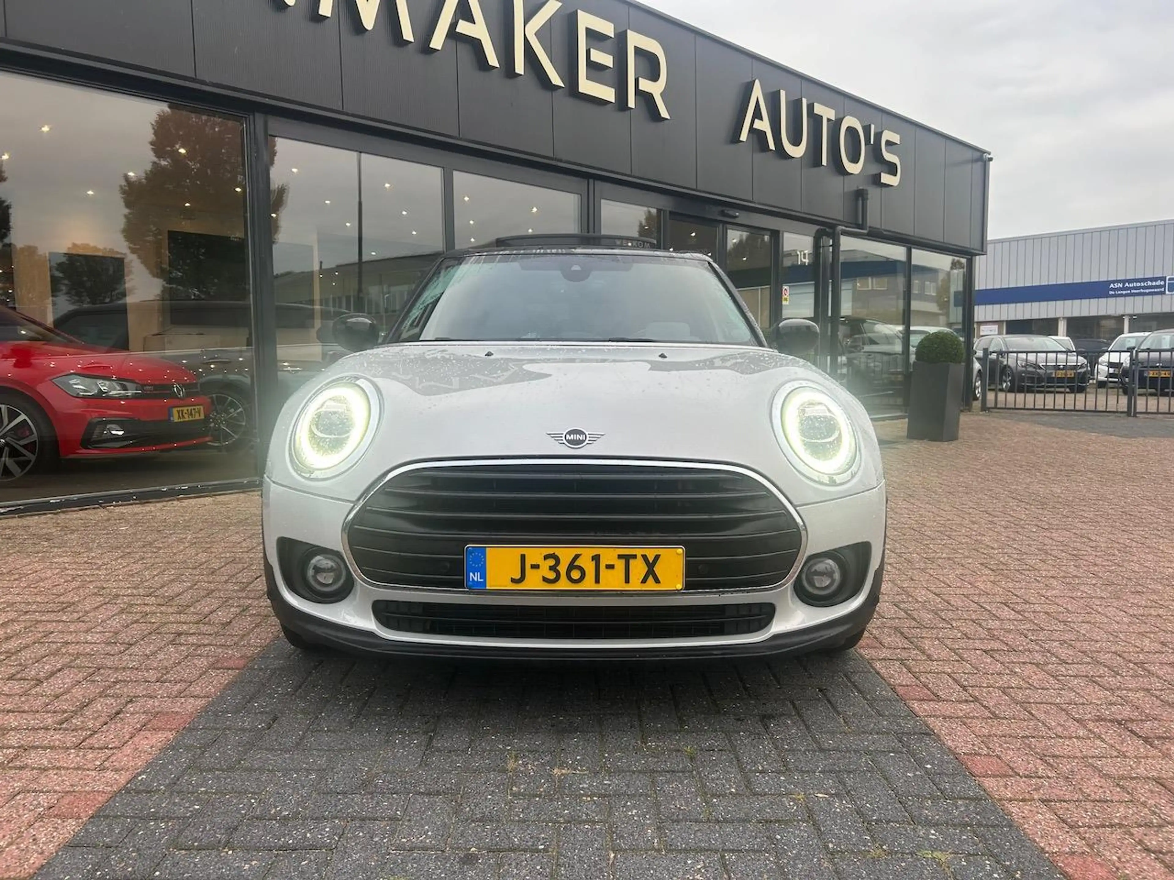 MINI Cooper Clubman Mini 1.5 Richmond Park Edition AUT|PANO! — photo 5