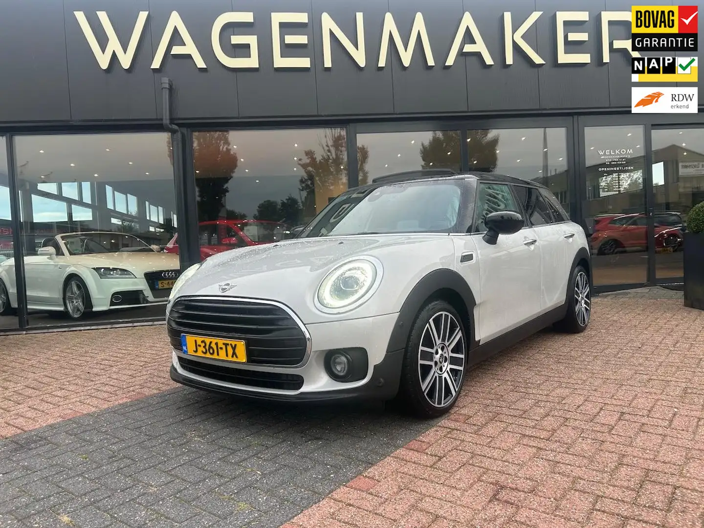 MINI Cooper Clubman Mini 1.5 Richmond Park Edition AUT|PANO! Weiß - 1