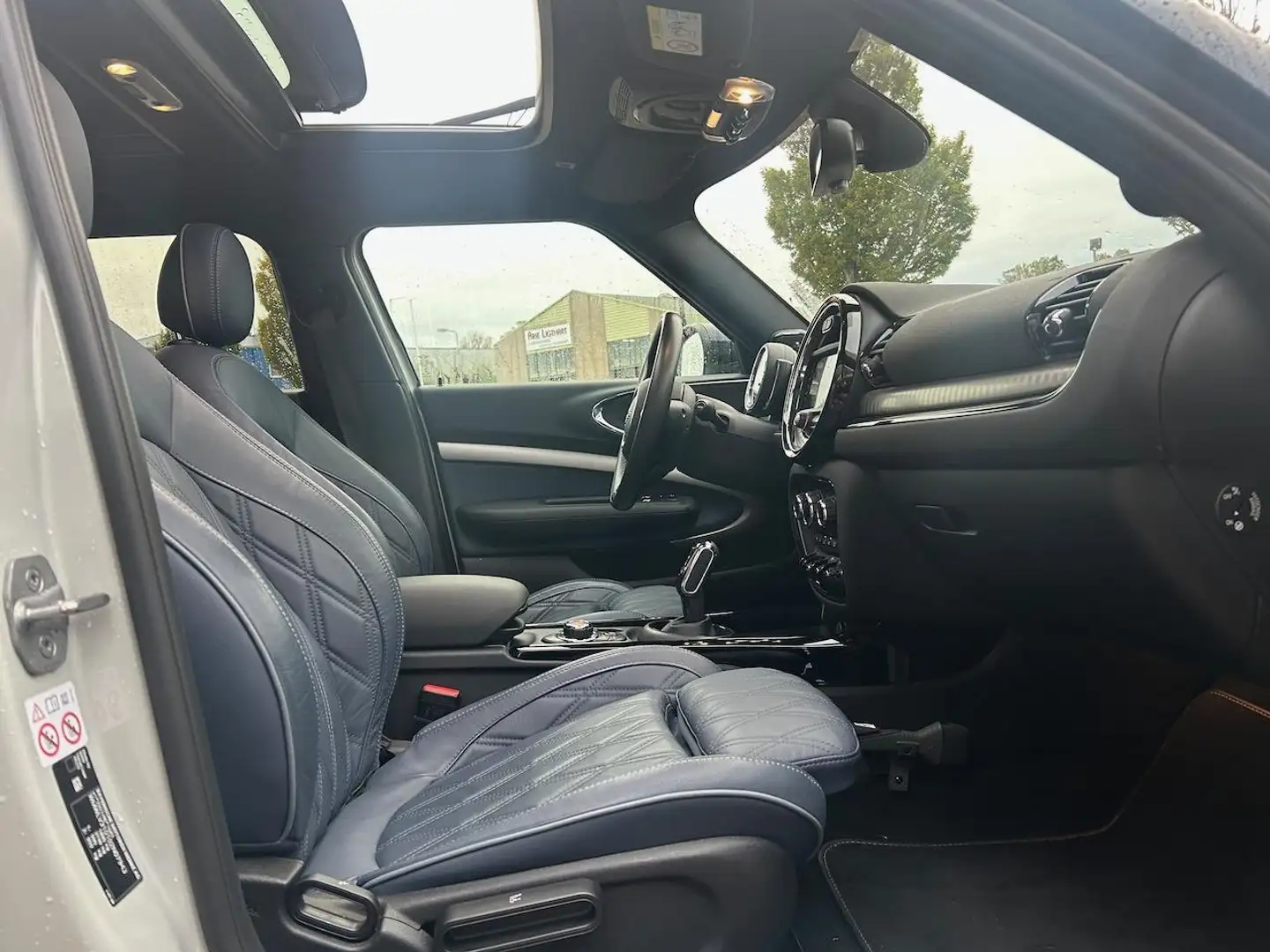 MINI Cooper Clubman Mini 1.5 Richmond Park Edition AUT|PANO! Blanc - 2