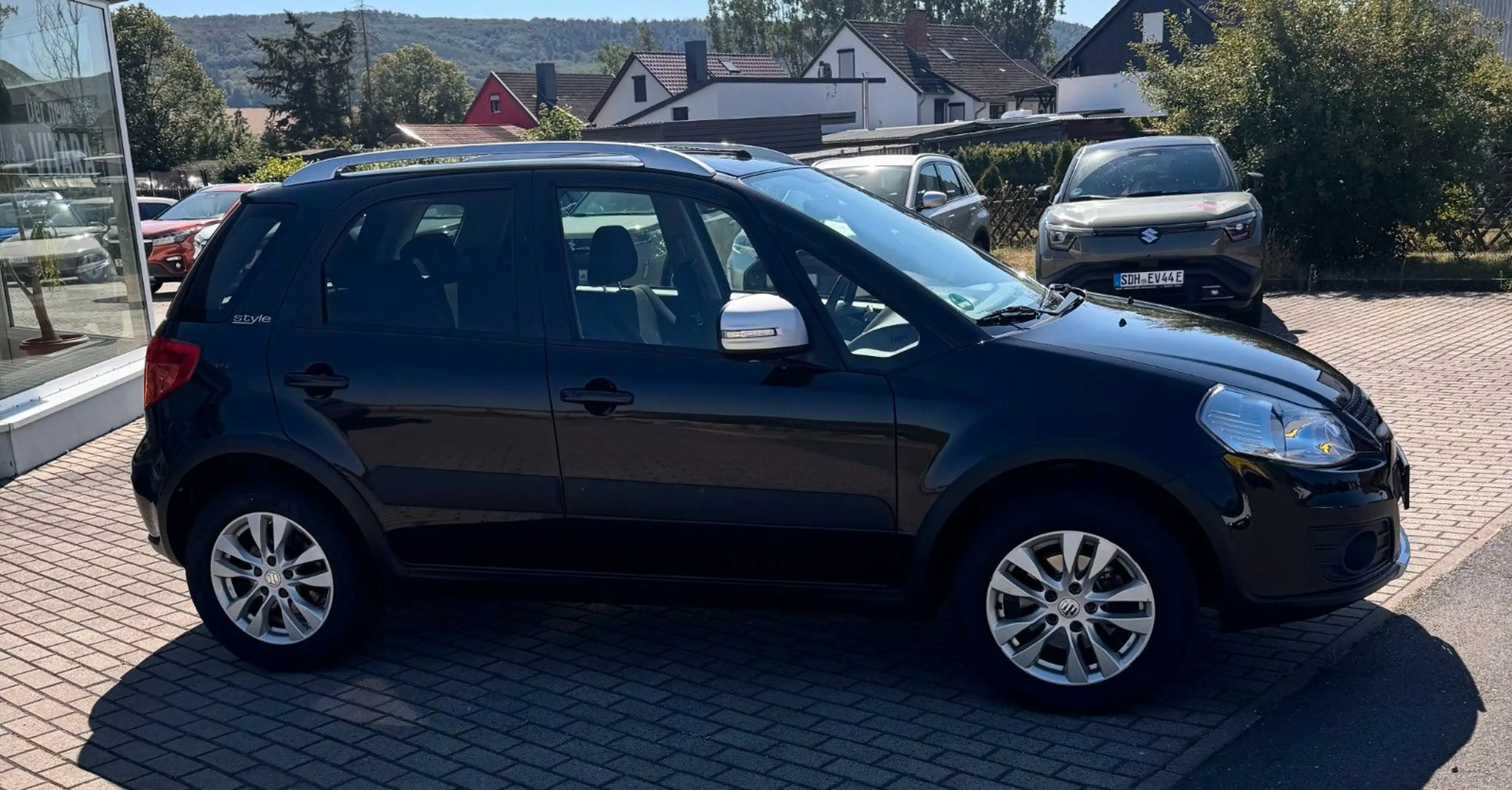 Suzuki SX4 Classic Style — photo 2