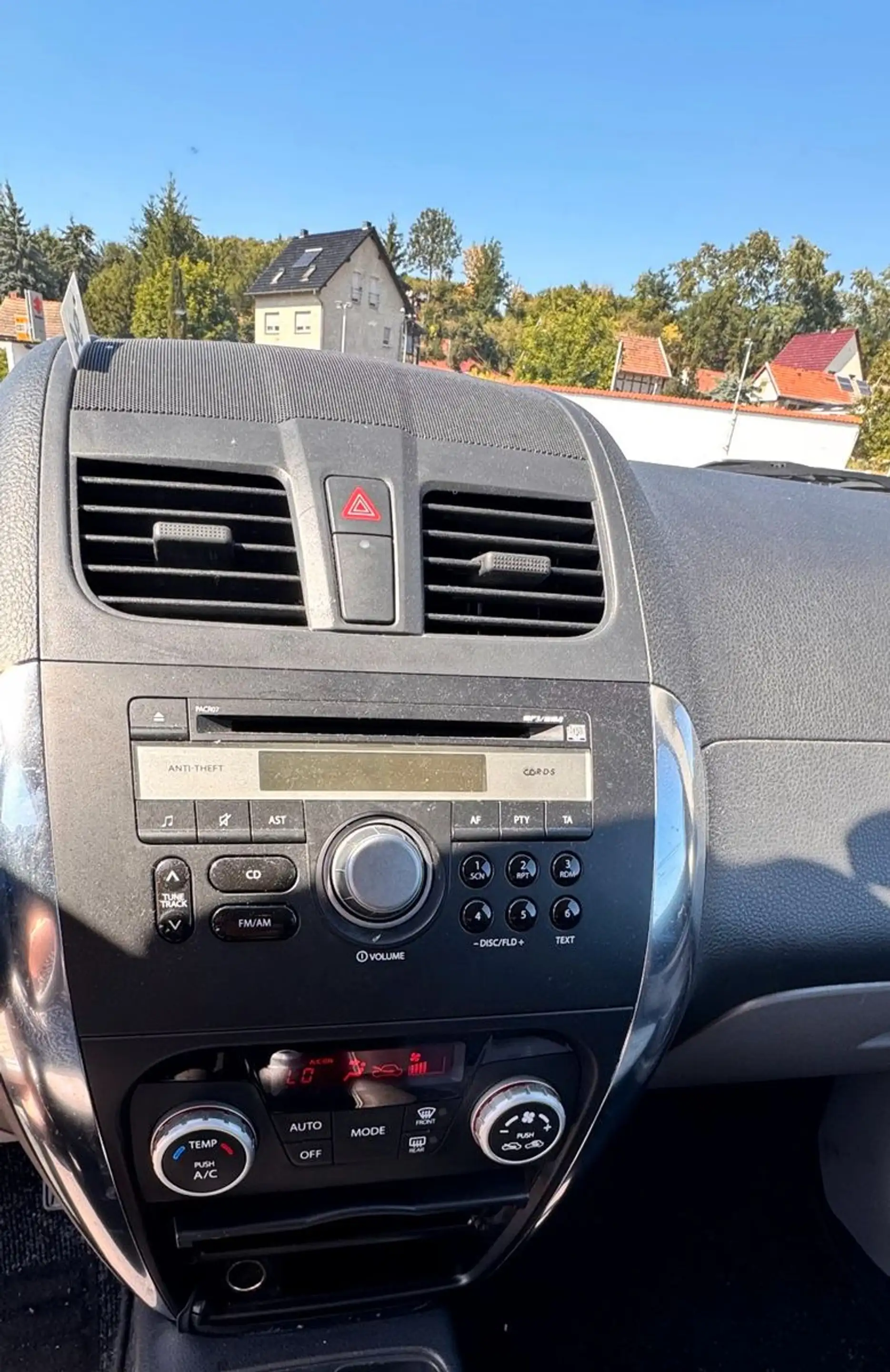 Suzuki SX4 Classic Style — photo 7