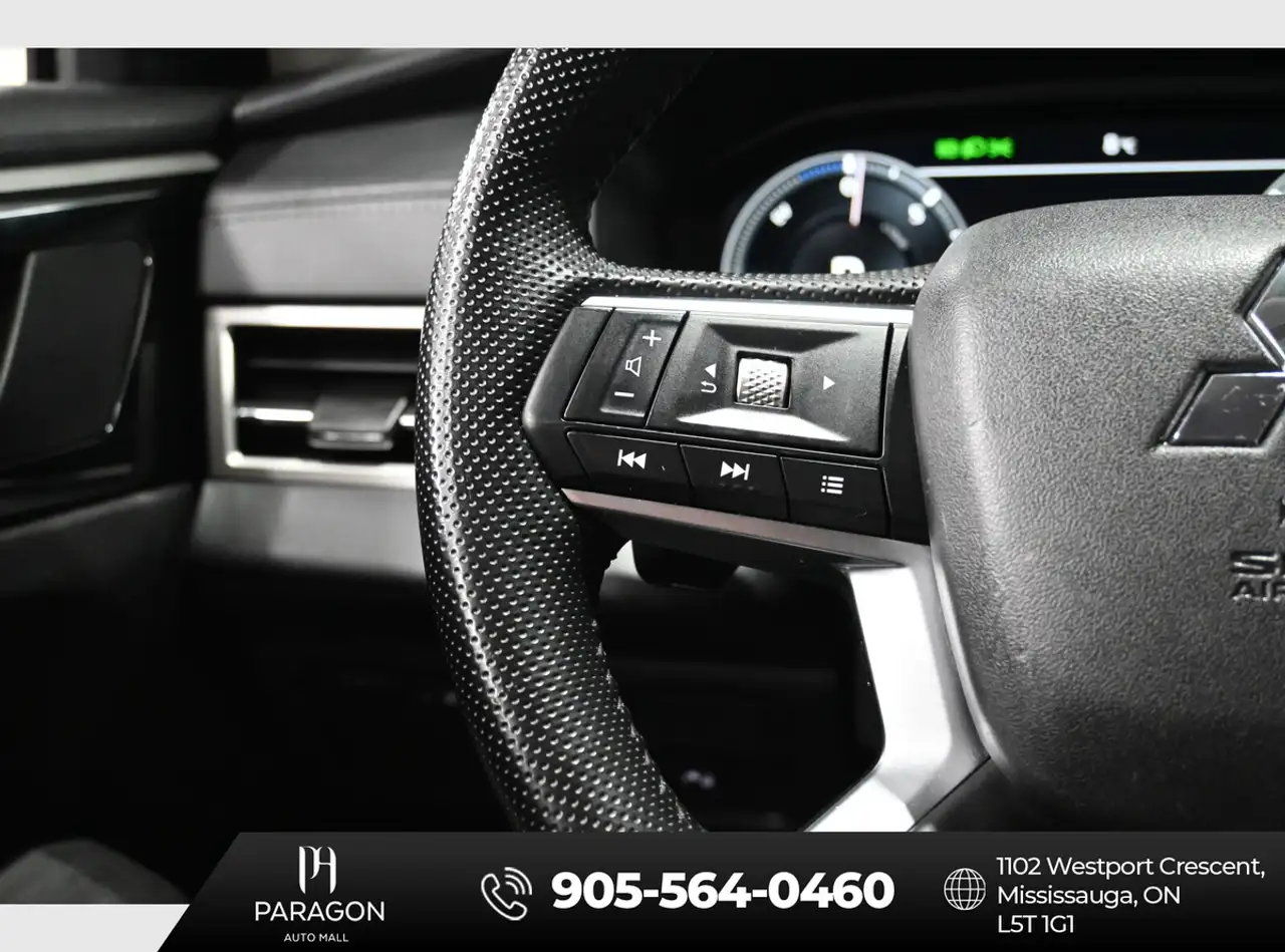 Mitsubishi Outlander photo Mitsubishi Outlander