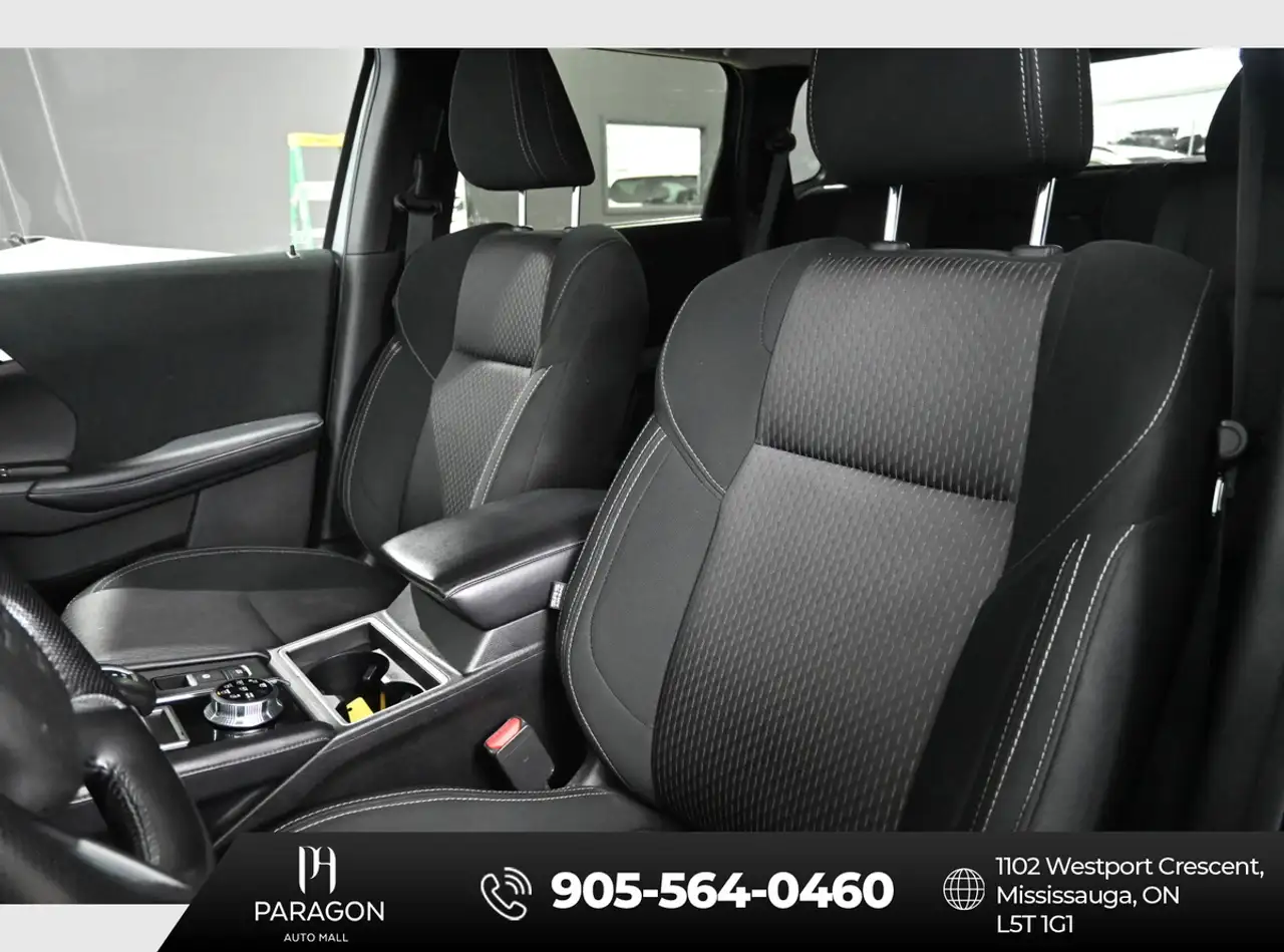 Mitsubishi Outlander photo Mitsubishi Outlander