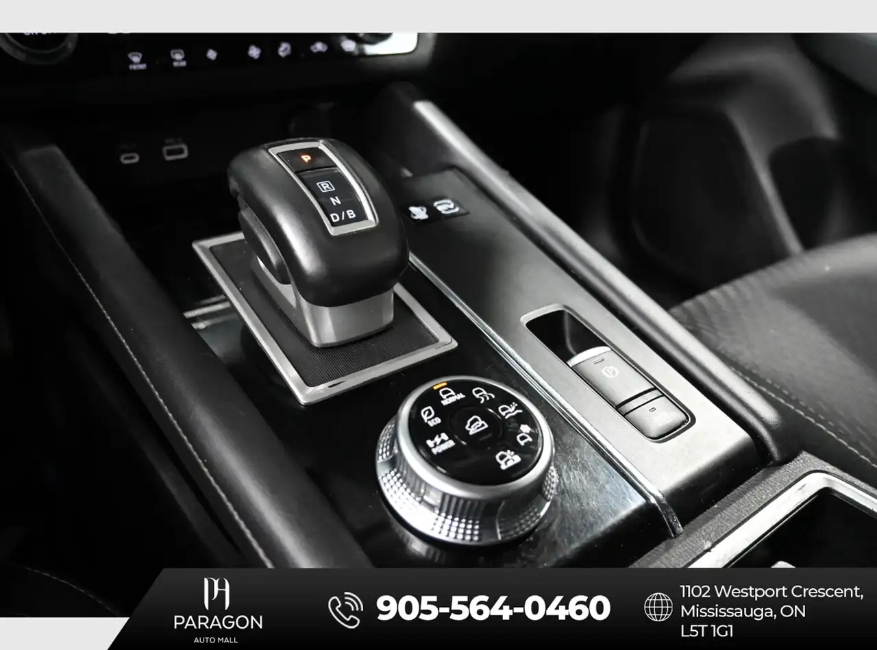 Mitsubishi Outlander photo Mitsubishi Outlander