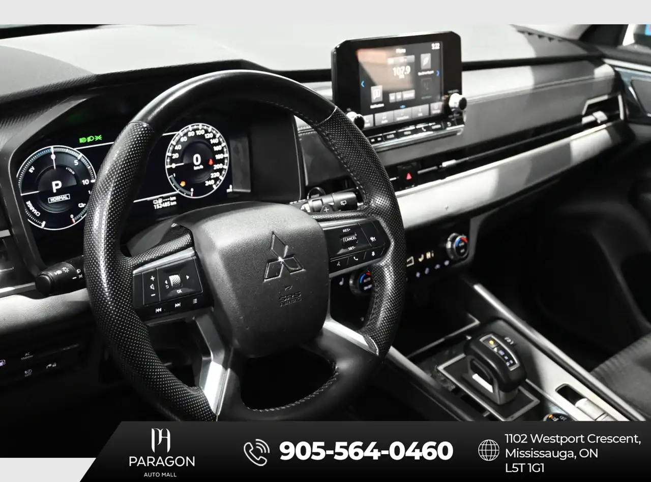 Mitsubishi Outlander photo Mitsubishi Outlander