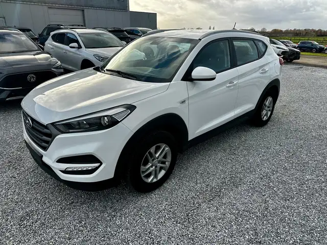 Hyundai TUCSON Tucson blue 1.6 GDi 2WD BENZINE - ESSENCE