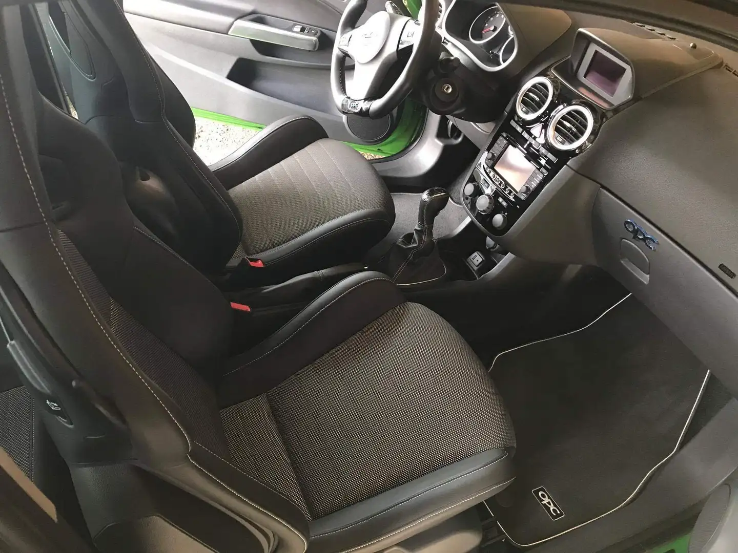 Opel Corsa 1,6 OPC Nürburgring Edition - 2