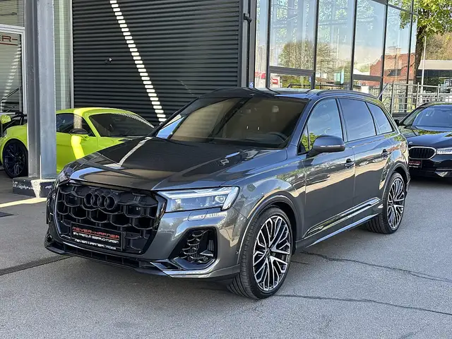 Audi Q7 55 TFSI e PHEV quattro S-line Ansicht 1