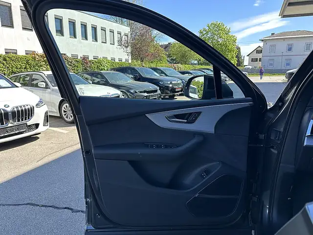 Audi Q7 55 TFSI e PHEV quattro S-line Ansicht 29