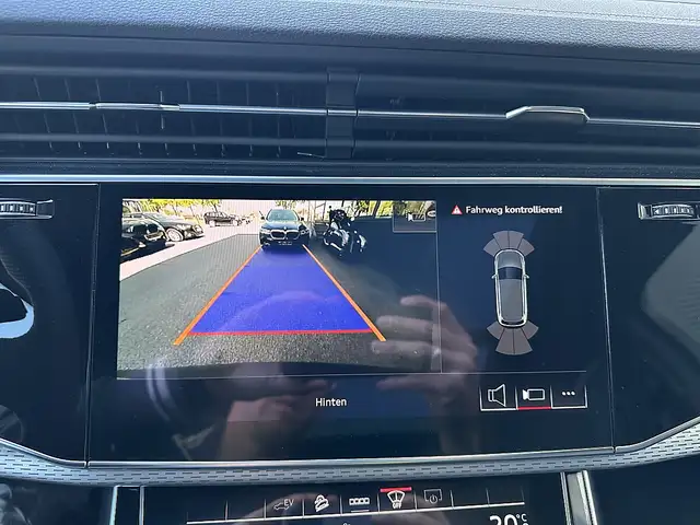 Audi Q7 55 TFSI e PHEV quattro S-line Ansicht 33