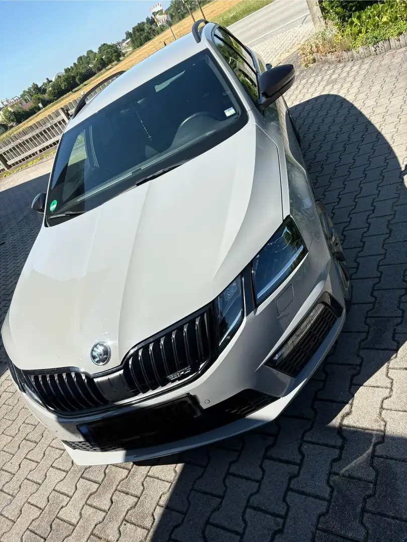 Skoda Octavia Combi 2.0 TSI DSG RS Grau - 1