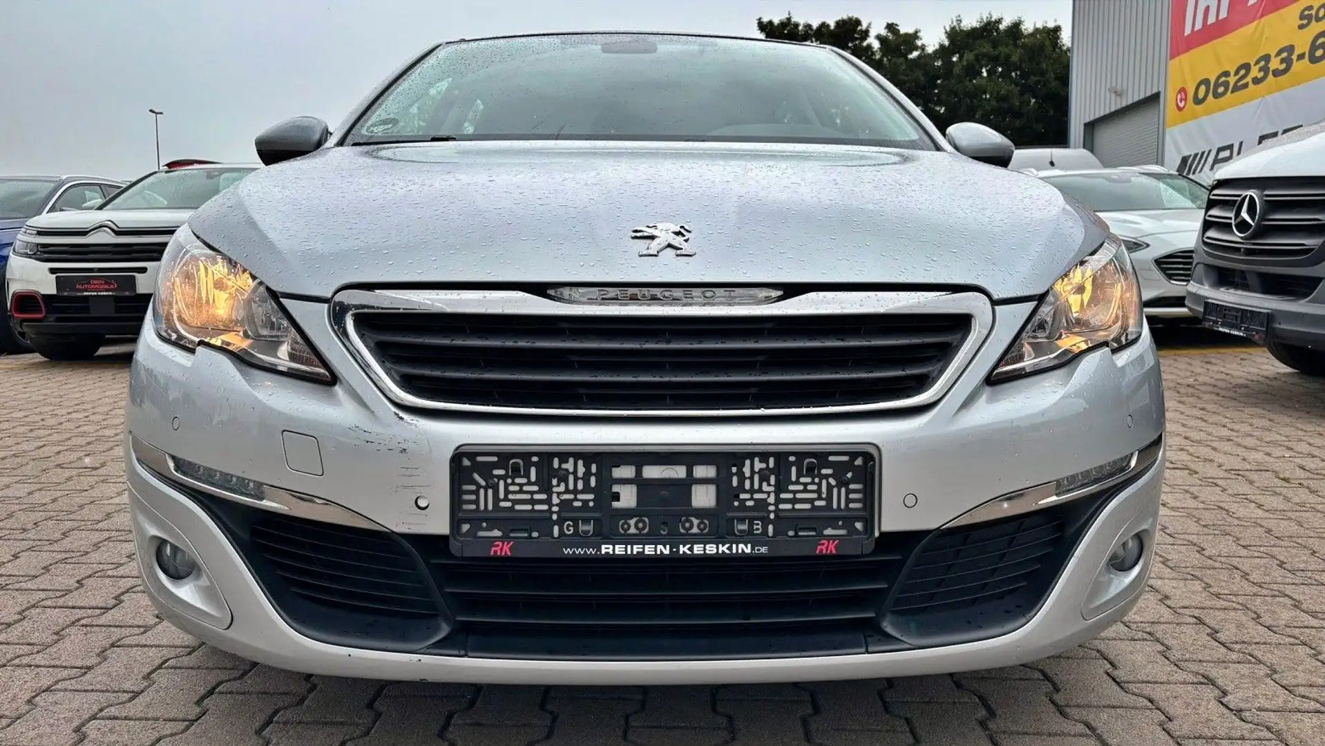 Peugeot 308 SW Business-Line VOLL SHEFT/SHZ/NAVI/PANO Grau - 2