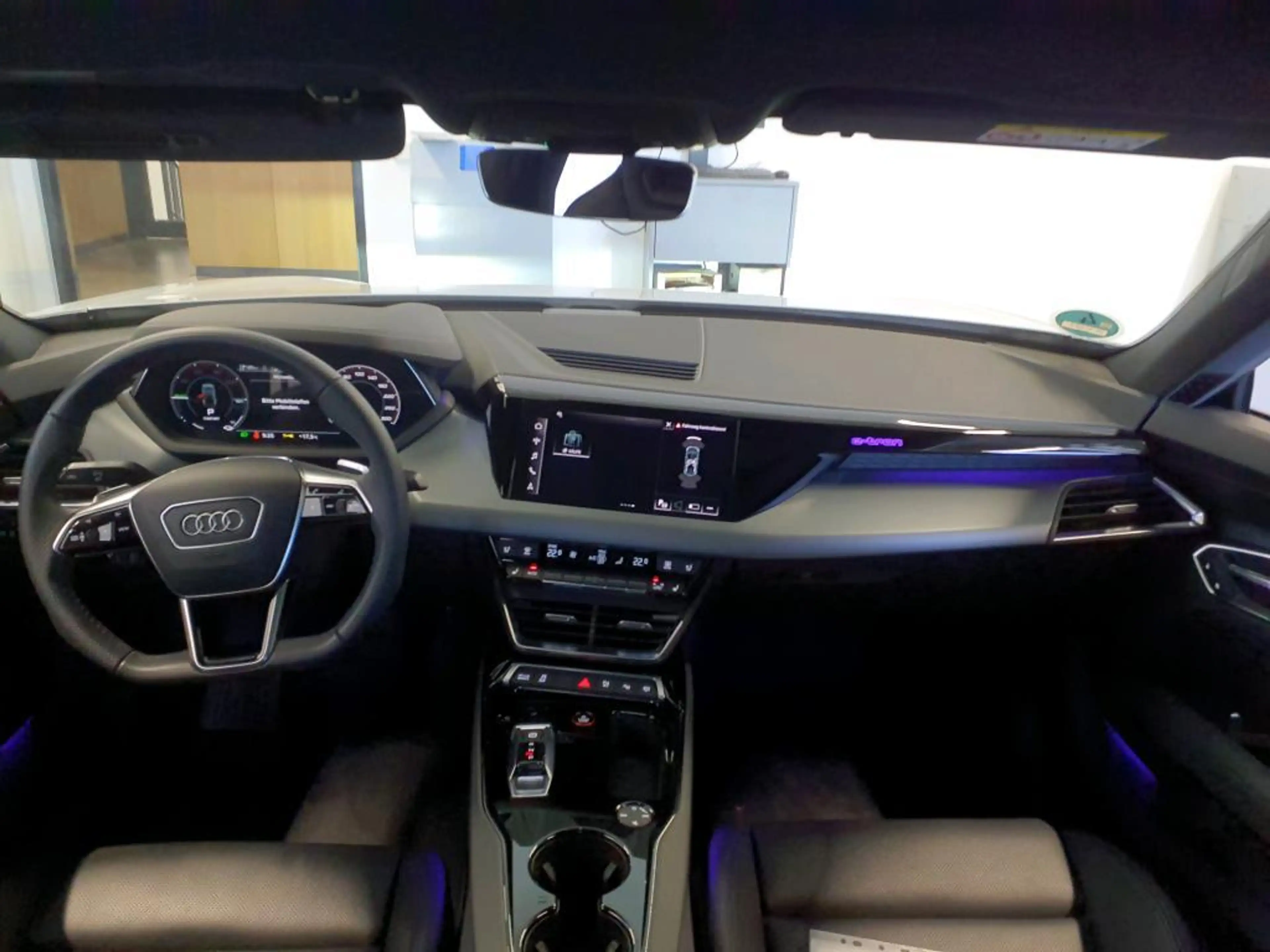 Audi e-tron GT BLACK 20Z./LASER/ACC/HuD/PANO/360°/B&O — photo 13