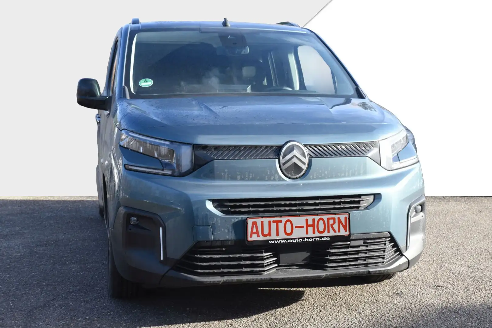 Citroen Berlingo M PureTech 110 PLUS Blau - 2