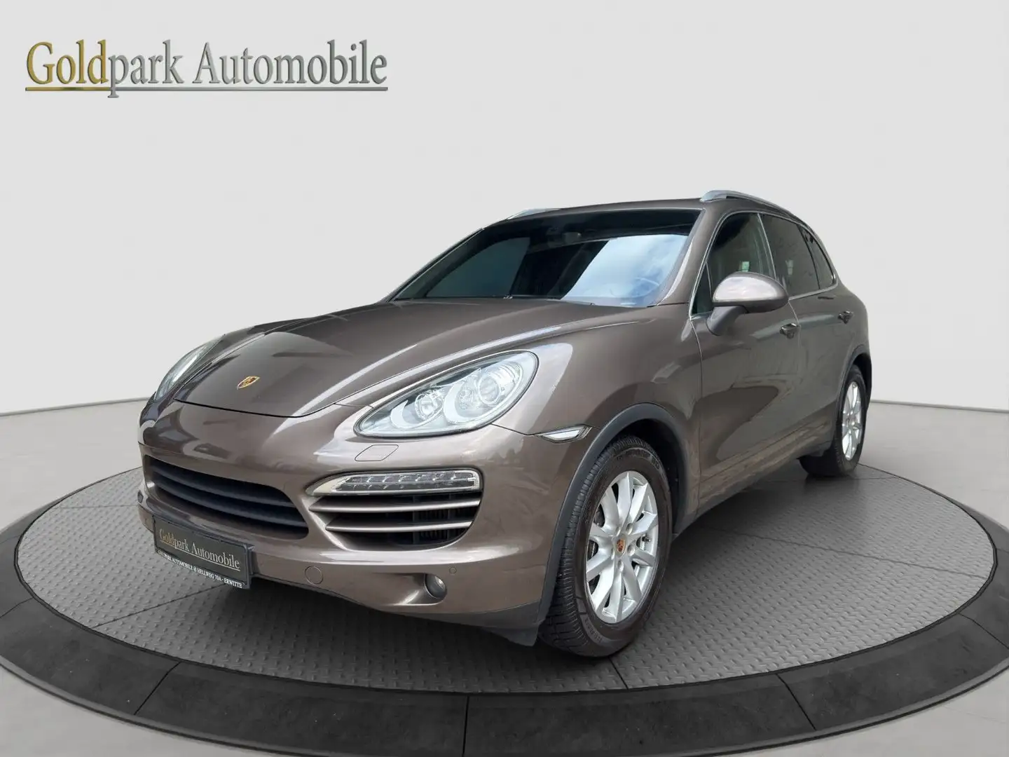 Porsche Cayenne Diesel/AHK/PANO/LUFT/19%Mwst! Braun - 2