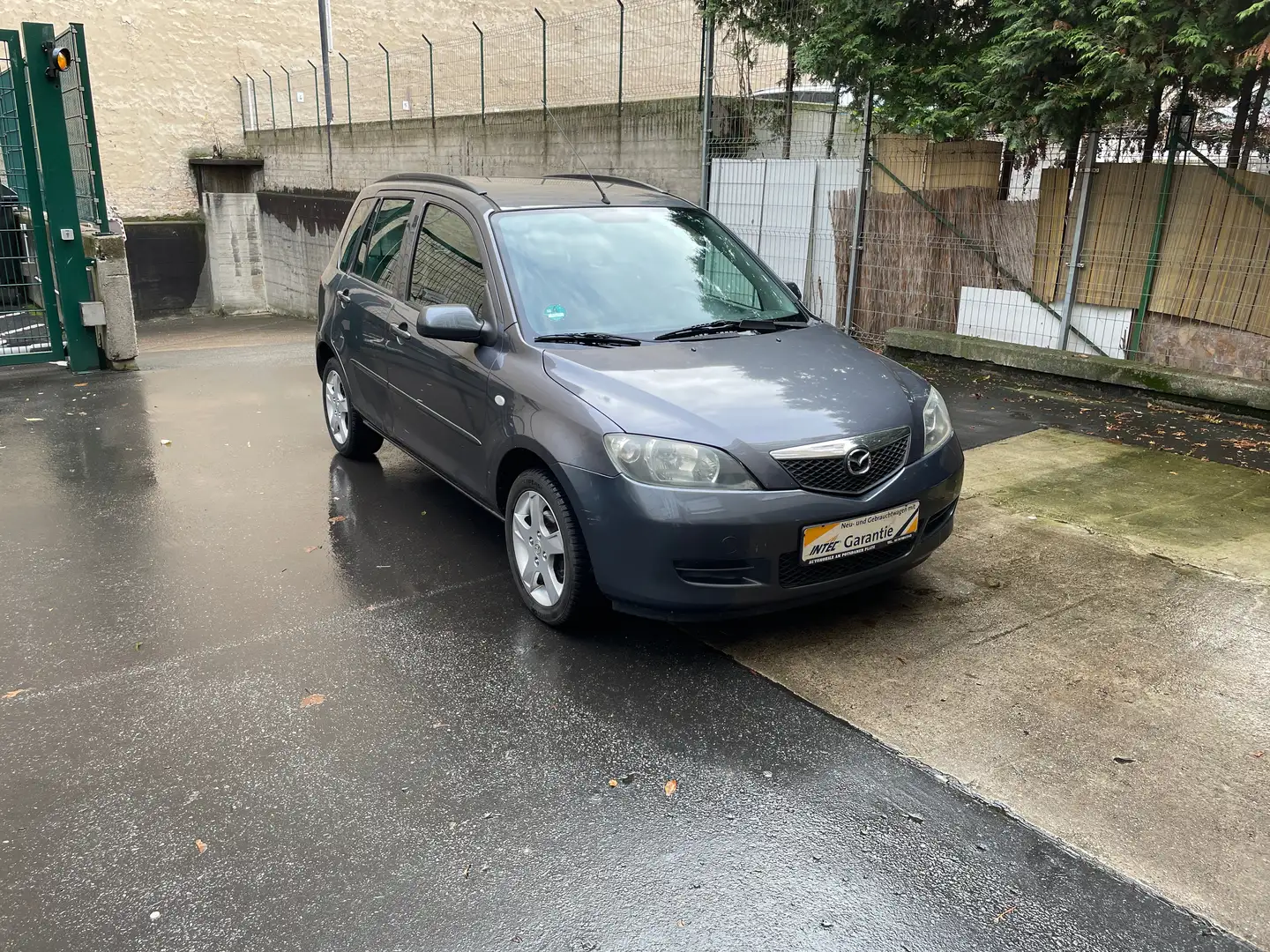 Mazda 2 1.4 1Hand,  Neu TÜV & Service Gris - 1