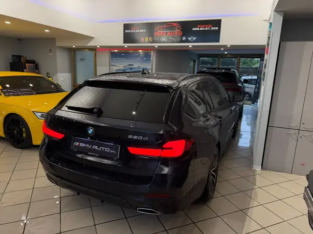 BMW 5 Series view 14
