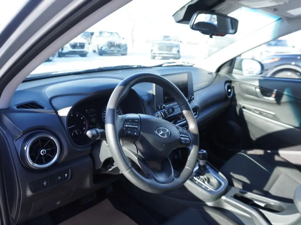 Hyundai KONA снимка Hyundai KONA