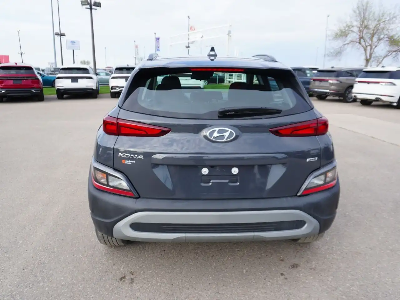 Hyundai KONA снимка Hyundai KONA