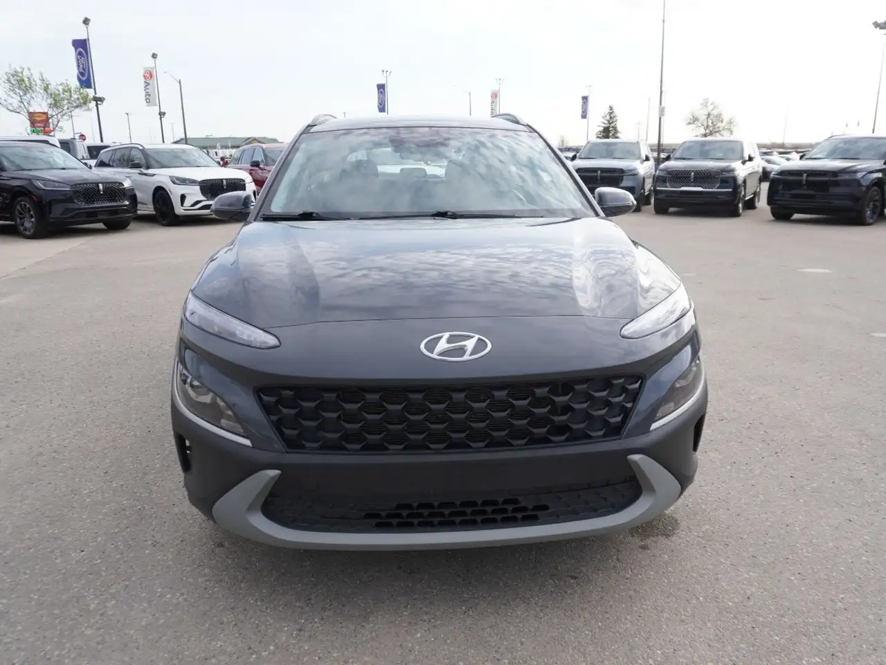 Hyundai KONA снимка Hyundai KONA