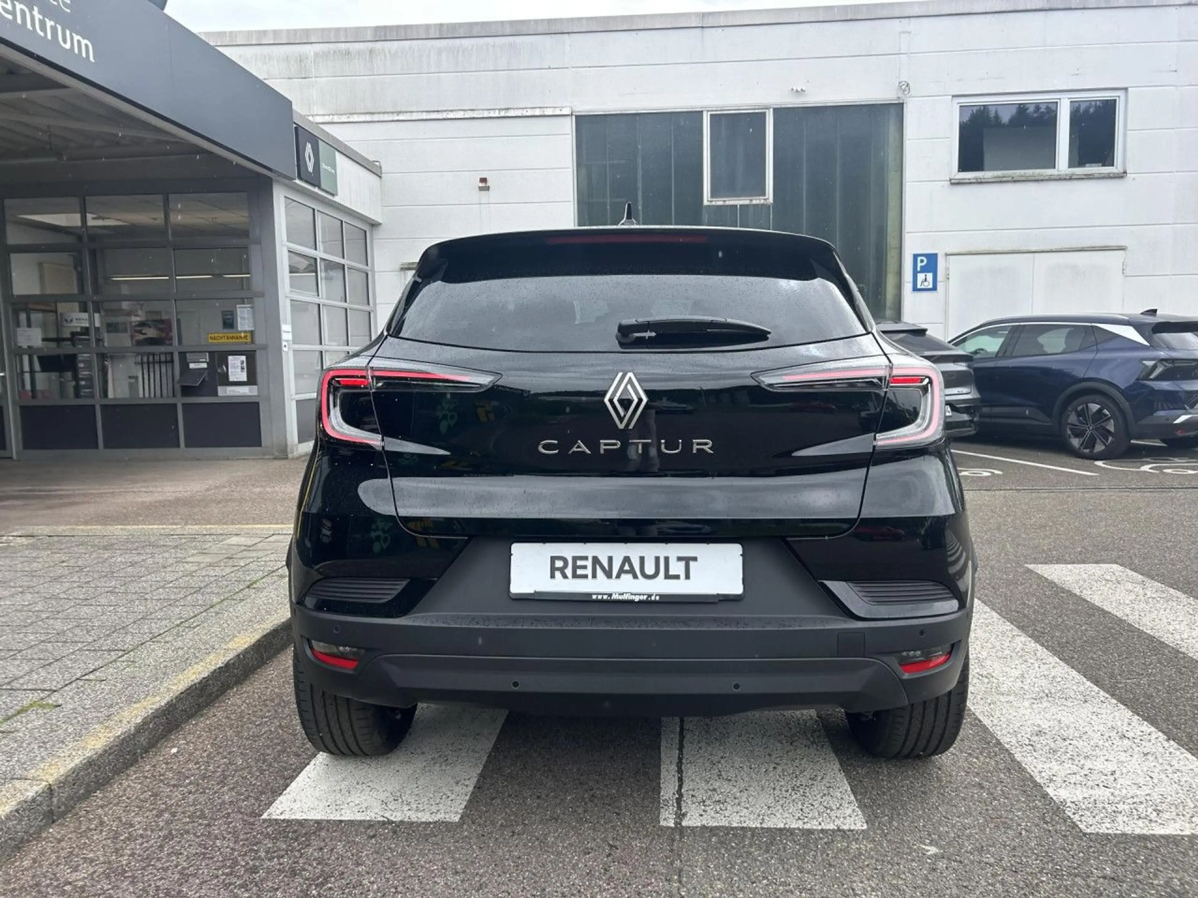 Renault Captur KISS TCe 115 SHZ GOOGLE LED Bluetooth Navi — photo 8