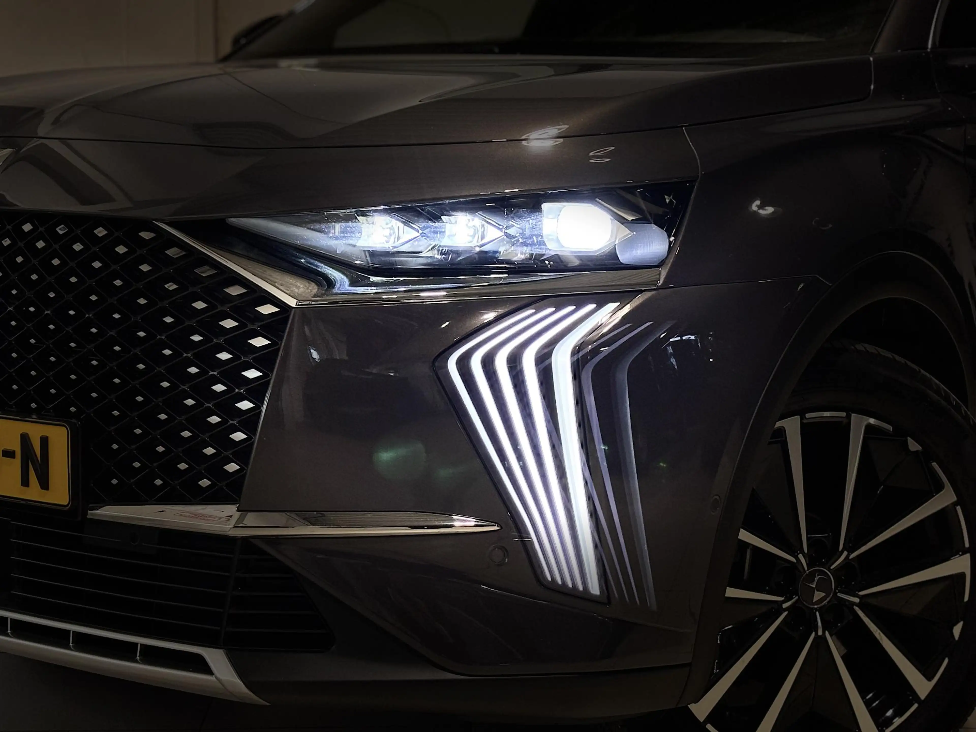 DS Automobiles DS 7 Antoine de Saint Exupéry e-Tense 300pk PHEV 4x4 | — photo 2