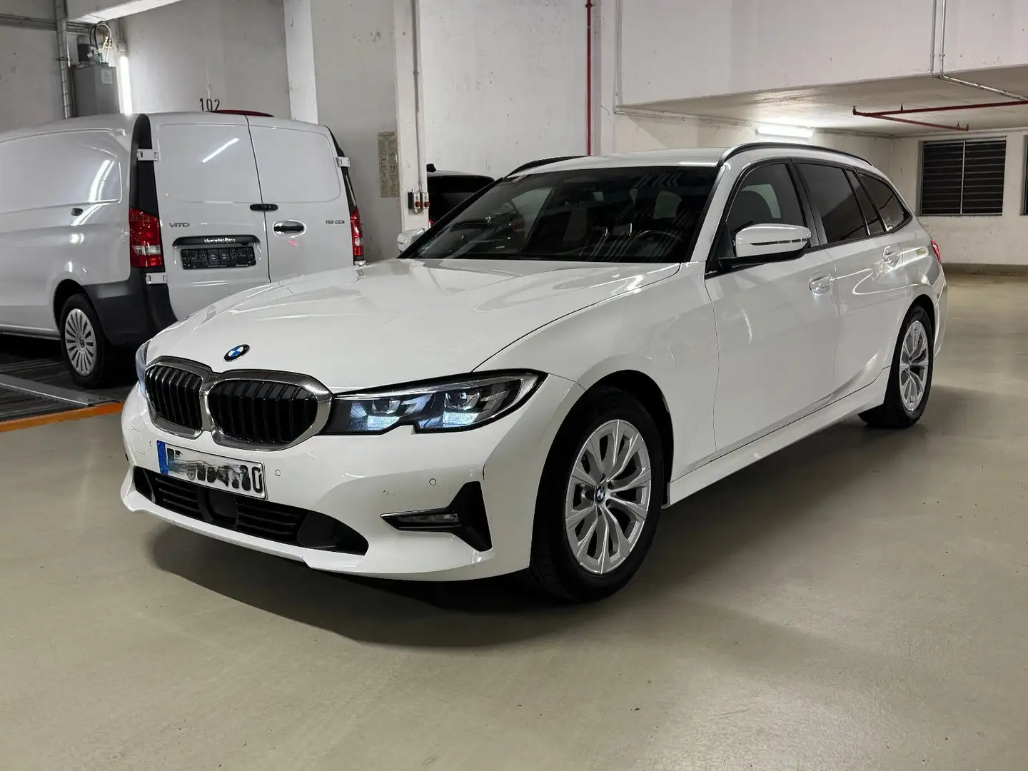 BMW 318 d Advantage HUD LED ACC Live Cockpit Blanco - 1