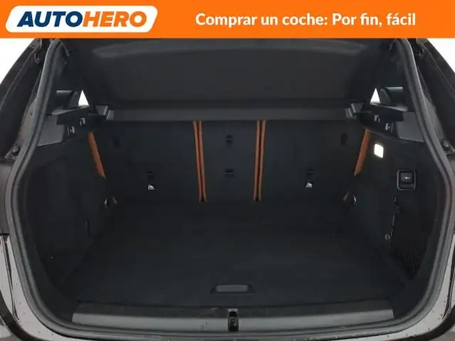 BMW 2 Series view 18