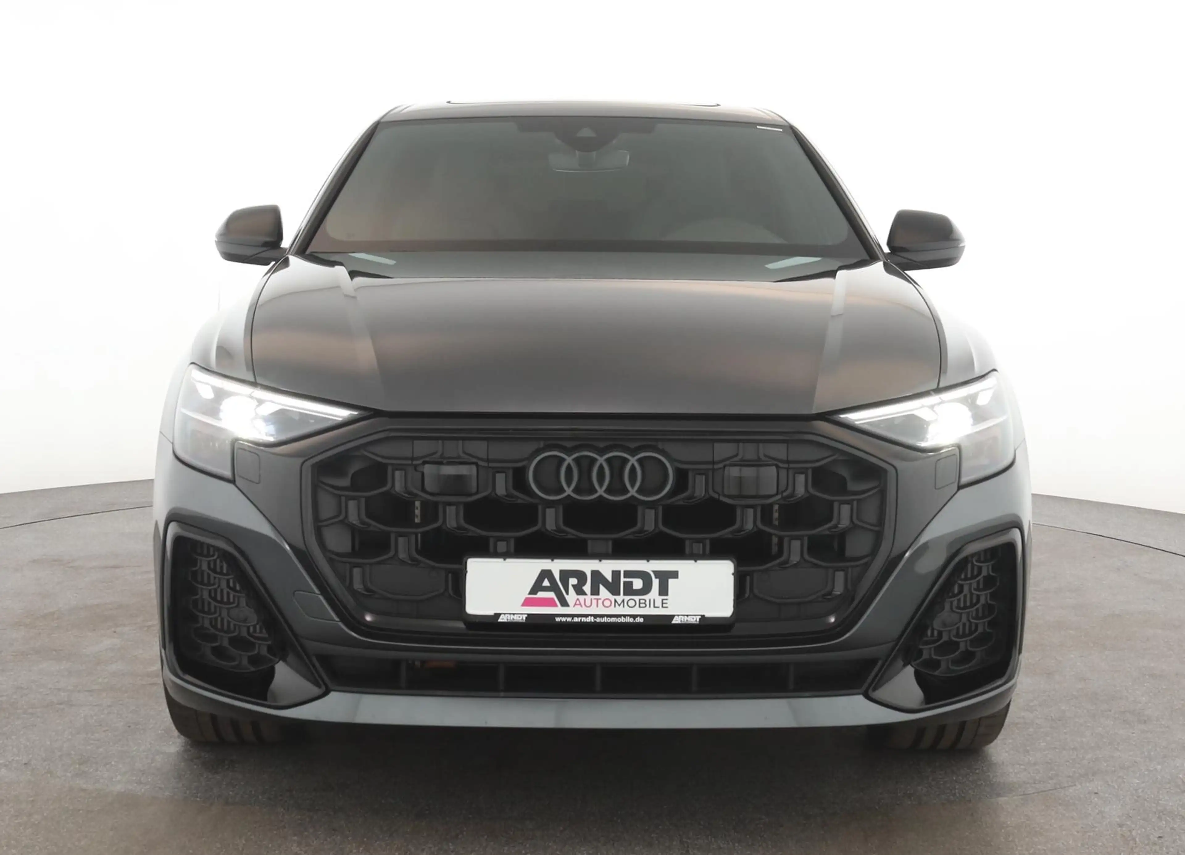 Audi SQ8 TFSI Facelift Leder Matrix Pano BangO ACC 23 — photo 3