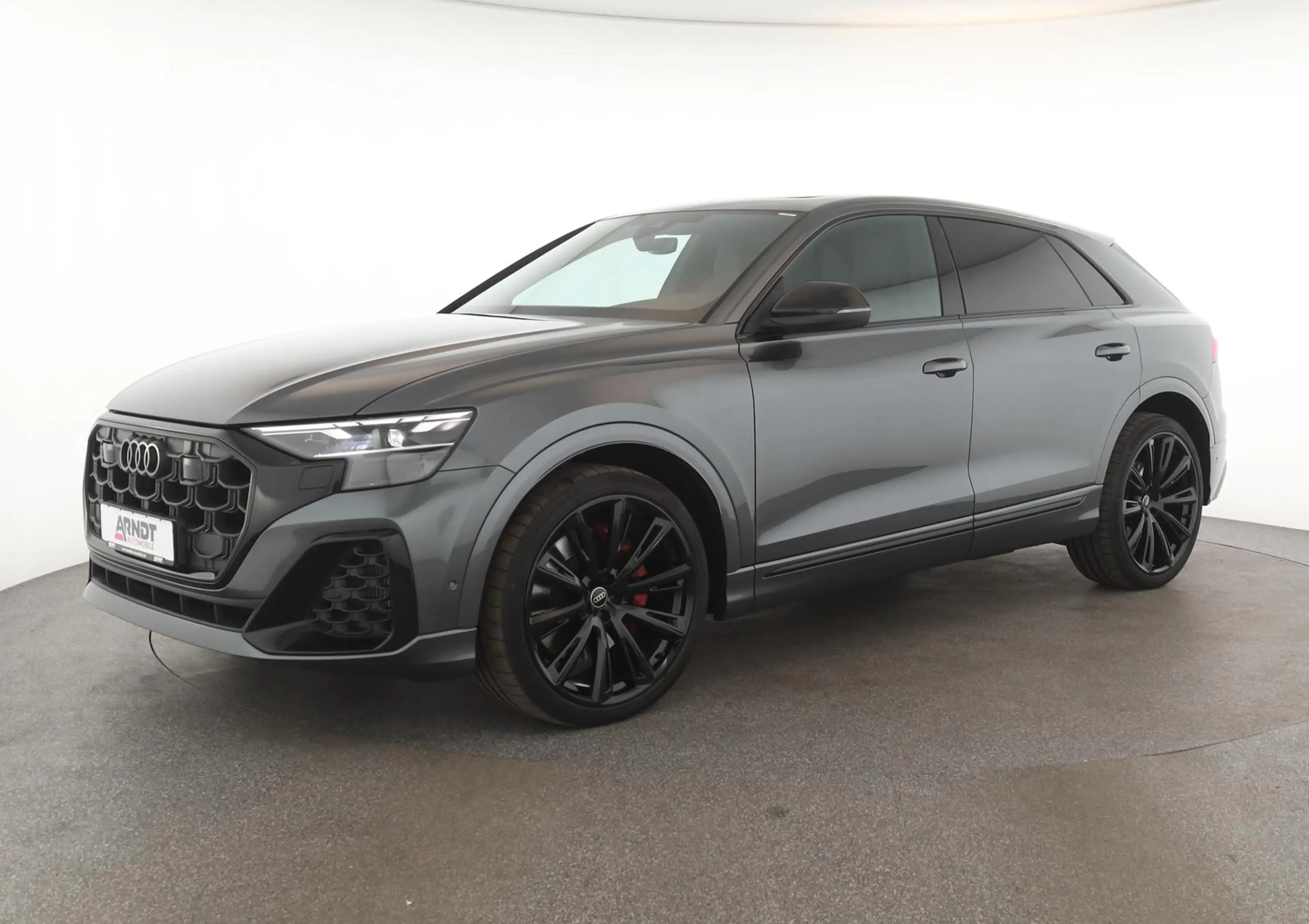 Audi SQ8 TFSI Facelift Leder Matrix Pano BangO ACC 23 — photo 2