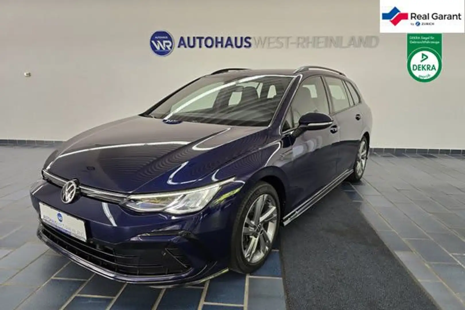 Volkswagen Golf VIII Variant R-Line*SPORTFAHRW.*AHK*NAV*LED Blau - 1