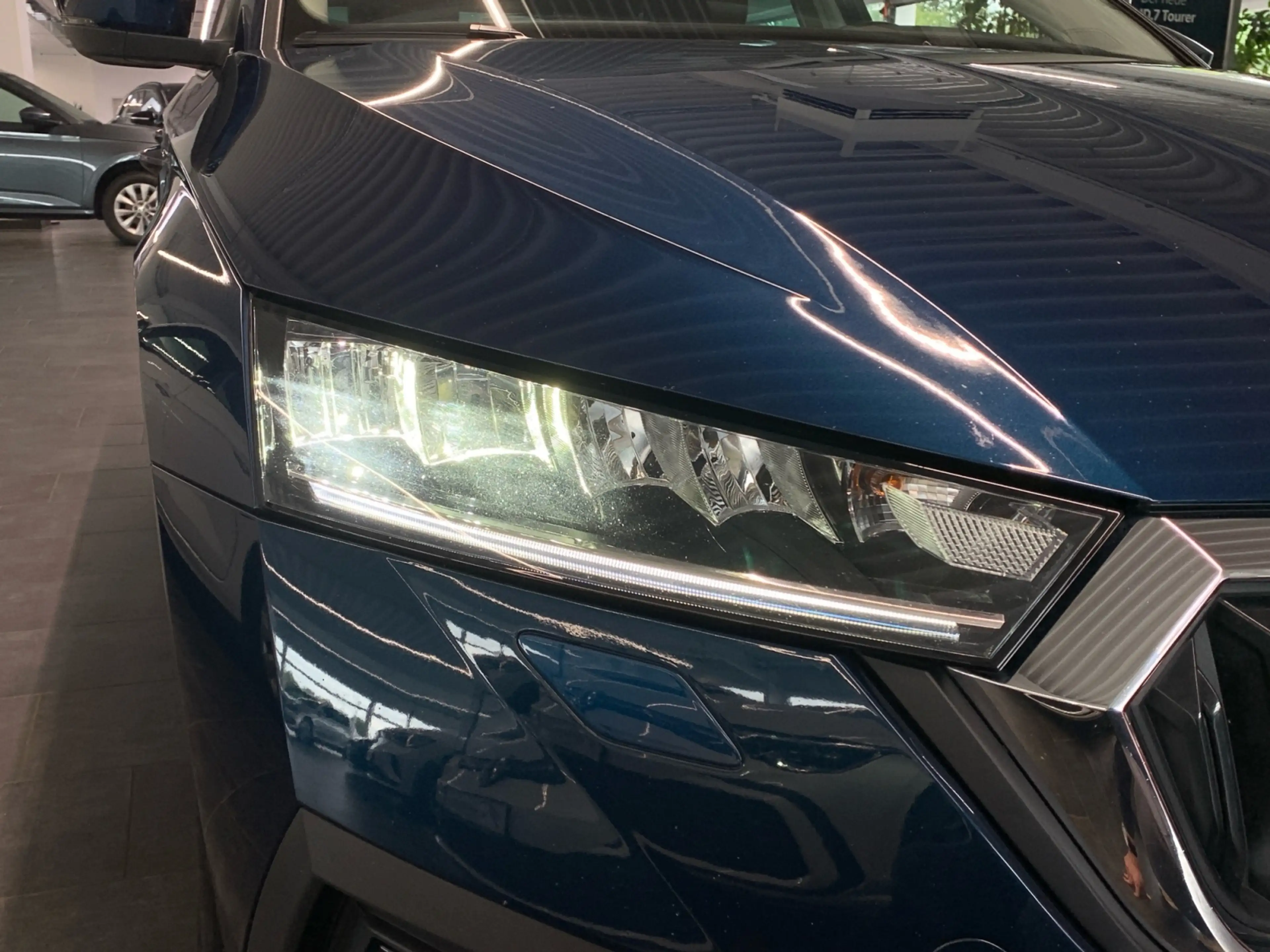 Skoda Octavia Combi Ambition 2.0 TDI AHK KAMERA NAVI KESSY — photo 4