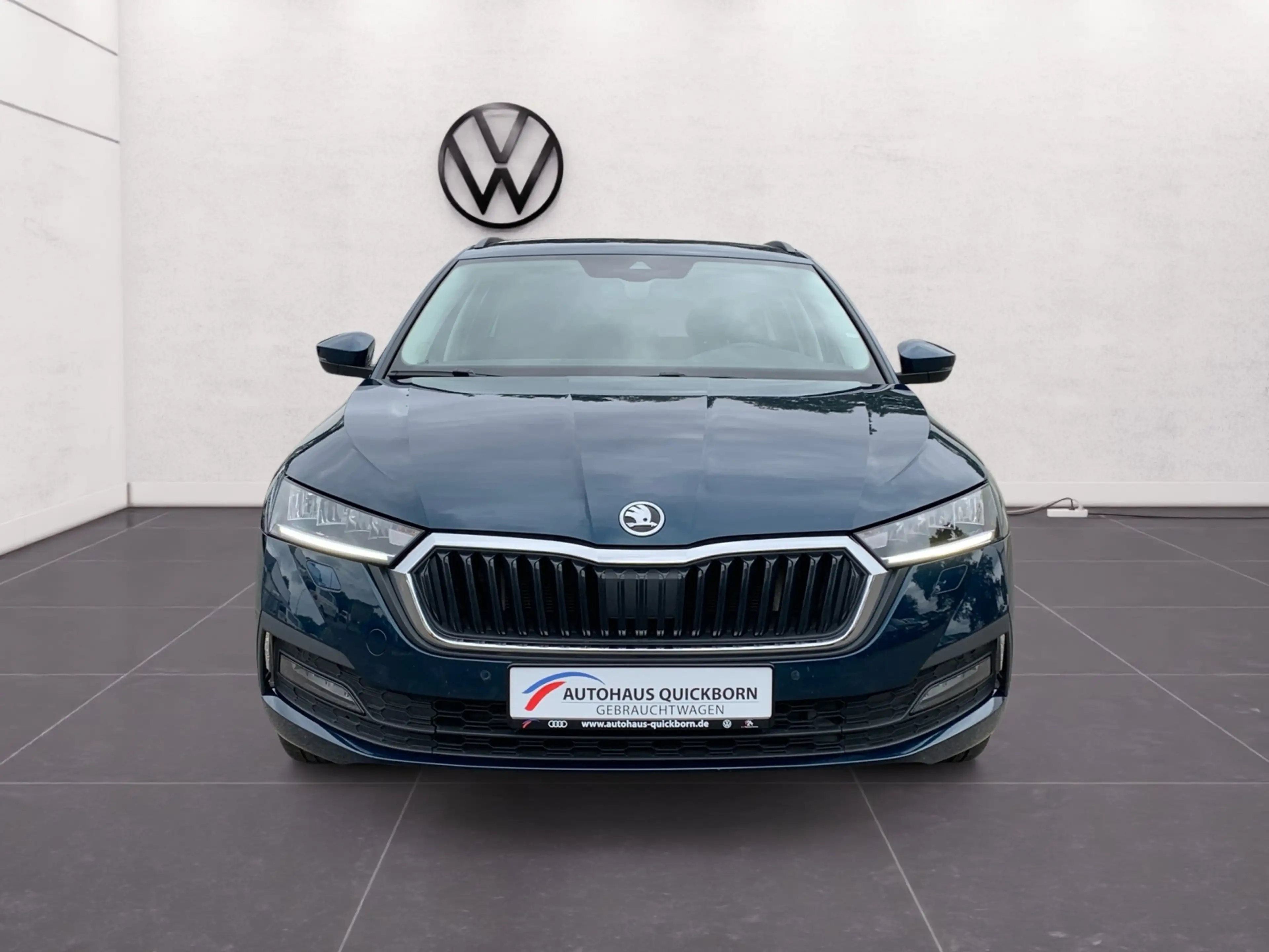 Skoda Octavia Combi Ambition 2.0 TDI AHK KAMERA NAVI KESSY — photo 3