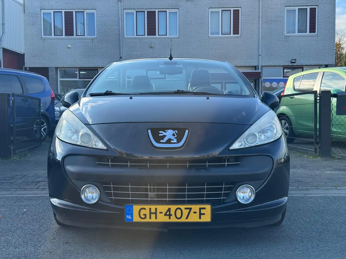 Peugeot 207 CC 1.6 VTi Roland Garros Zwart - 2
