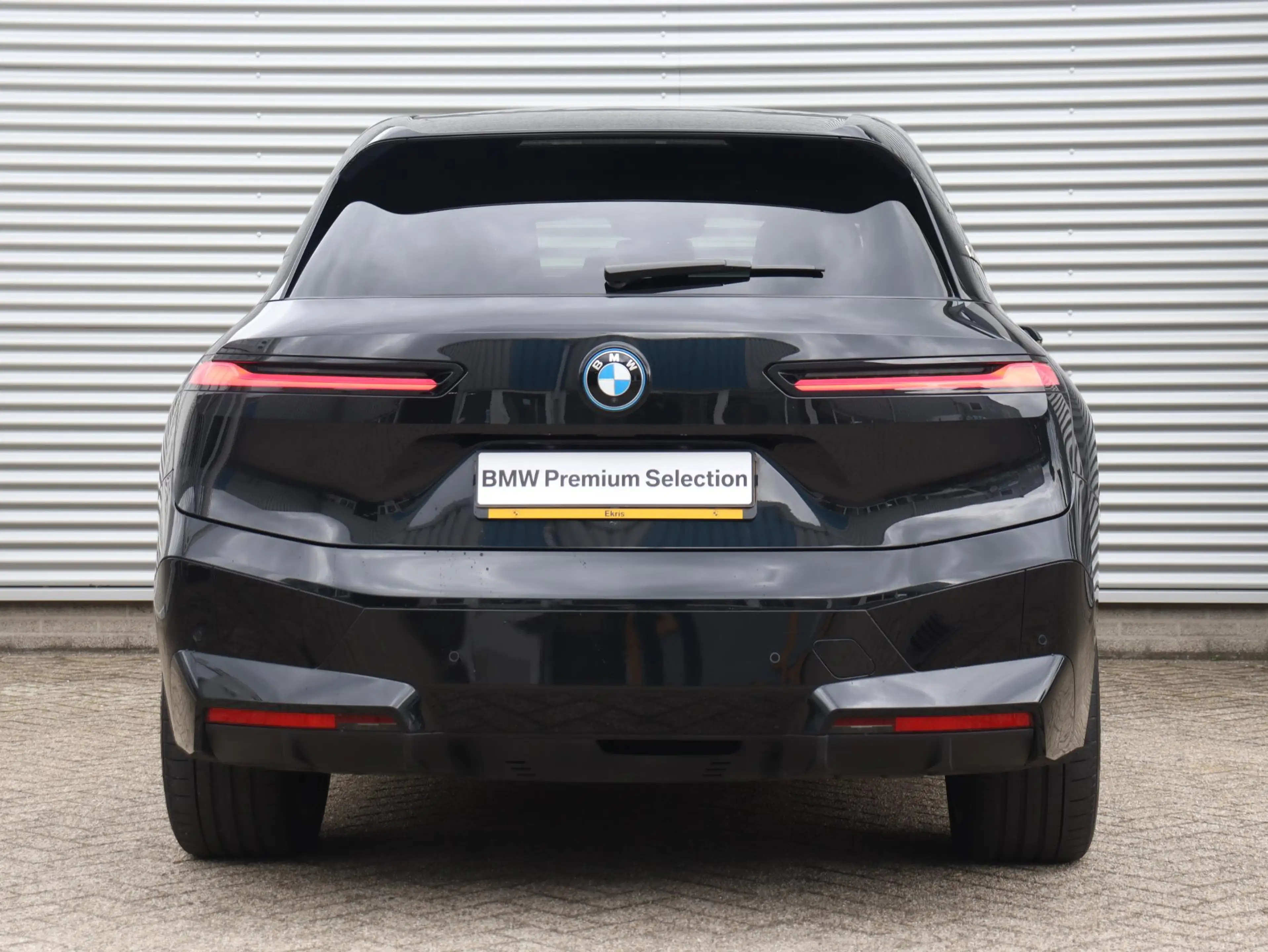 BMW iX xDrive40 | High Executive | Sportpakket | Panodak — photo 4