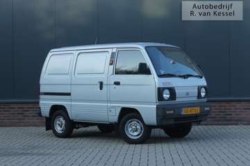 1.0 I Unieke origineel Nederlandse auto met slecht