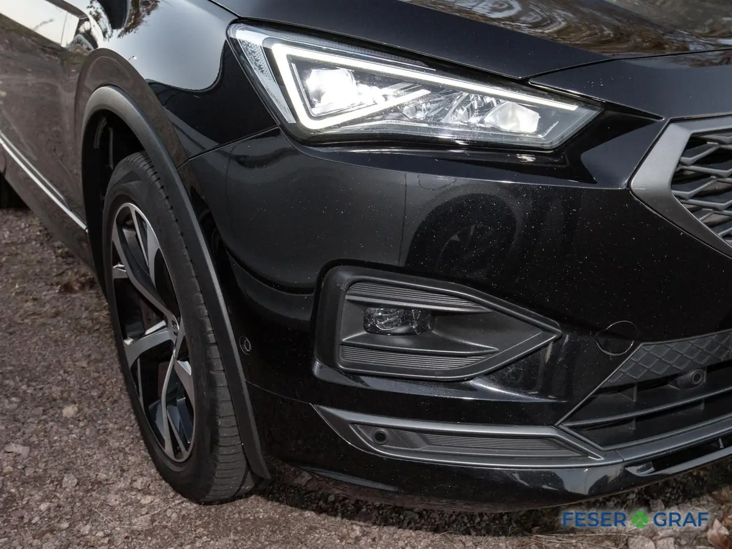 SEAT Tarraco 2.0 TDI DSG 4Drive FR LED/Navi/ACC/PDC Schwarz - 2