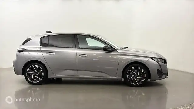 Peugeot 308 view 4