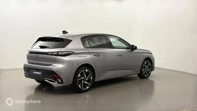 Peugeot 308 view 5