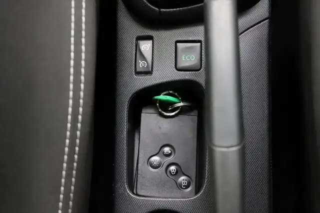 Renault Clio view 11