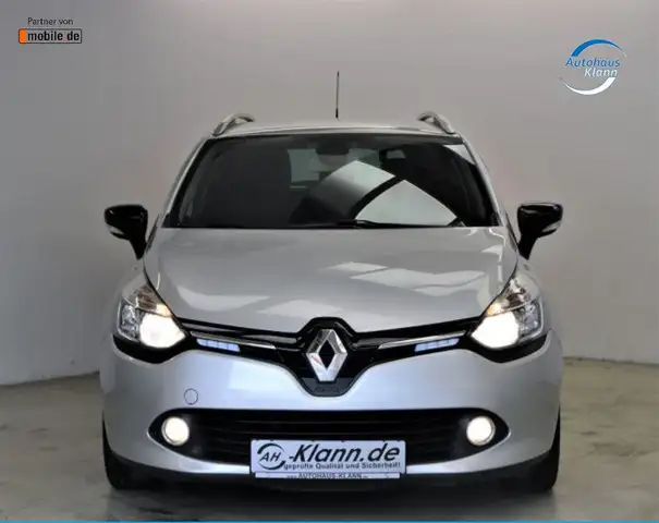 Renault Clio view 2