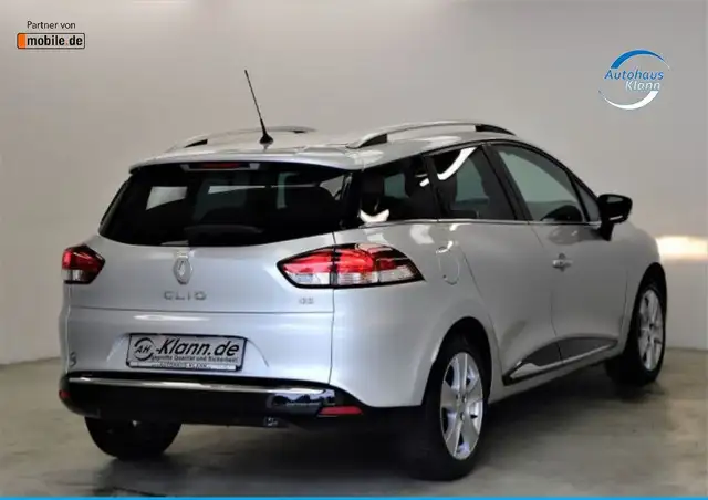 Renault Clio view 4