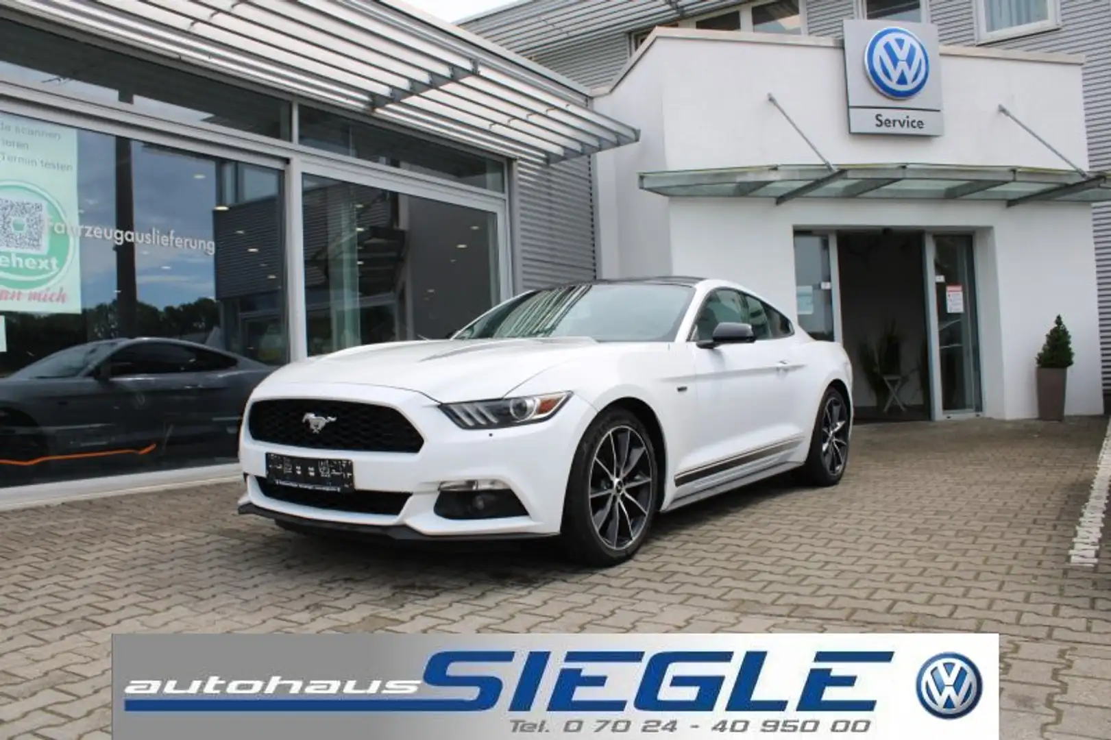 Ford Mustang 2.3 EcoBoost Fastback 19Zoll LED ACC Kamera  Autom Blanc - 1