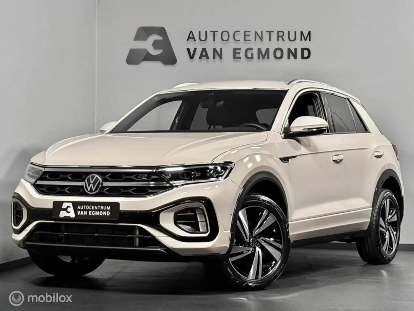 Volkswagen T-Roc 1.5 TSI R-LINE DSG | CARPLAY | AD. CRUISE Grijs - 1