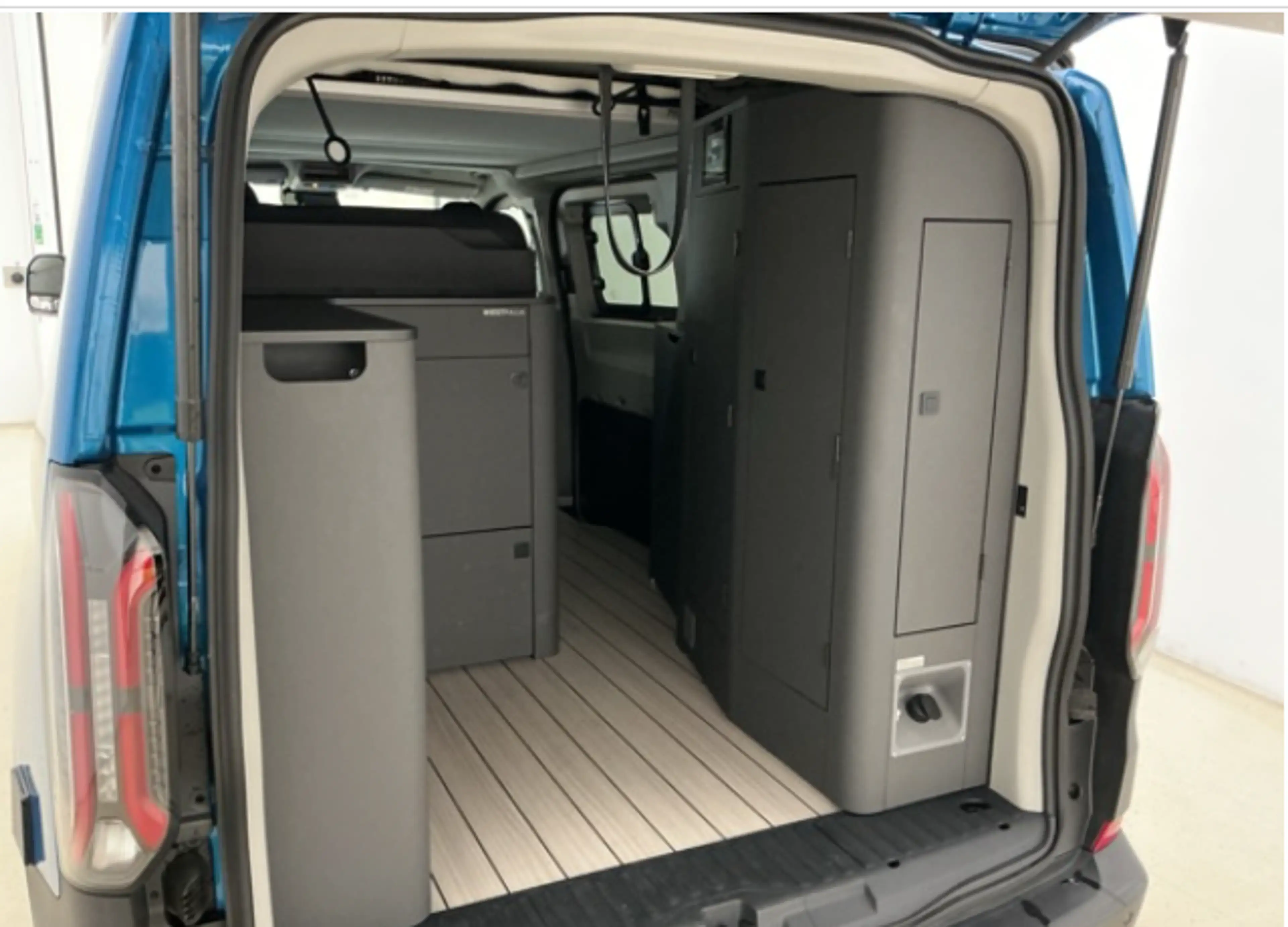 Ford Transit Custom Nugget 4x4 Active L2 — photo 4