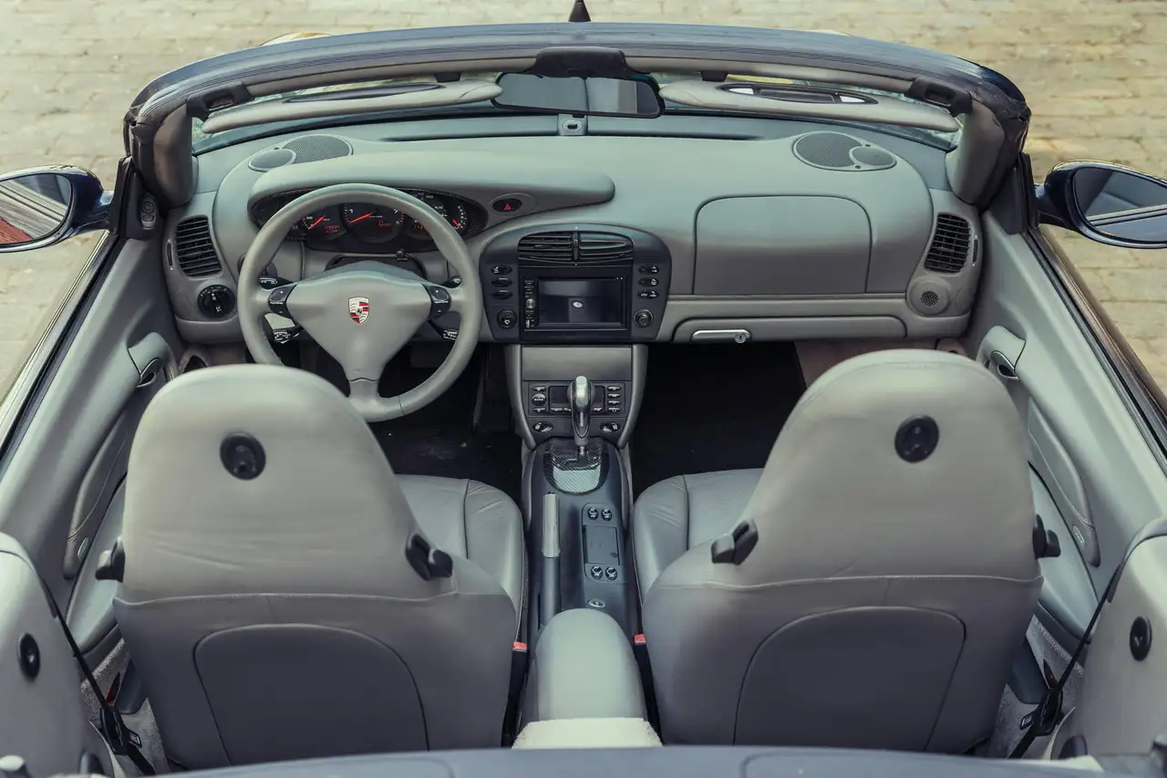 Porsche 996 Carrera, foto 6