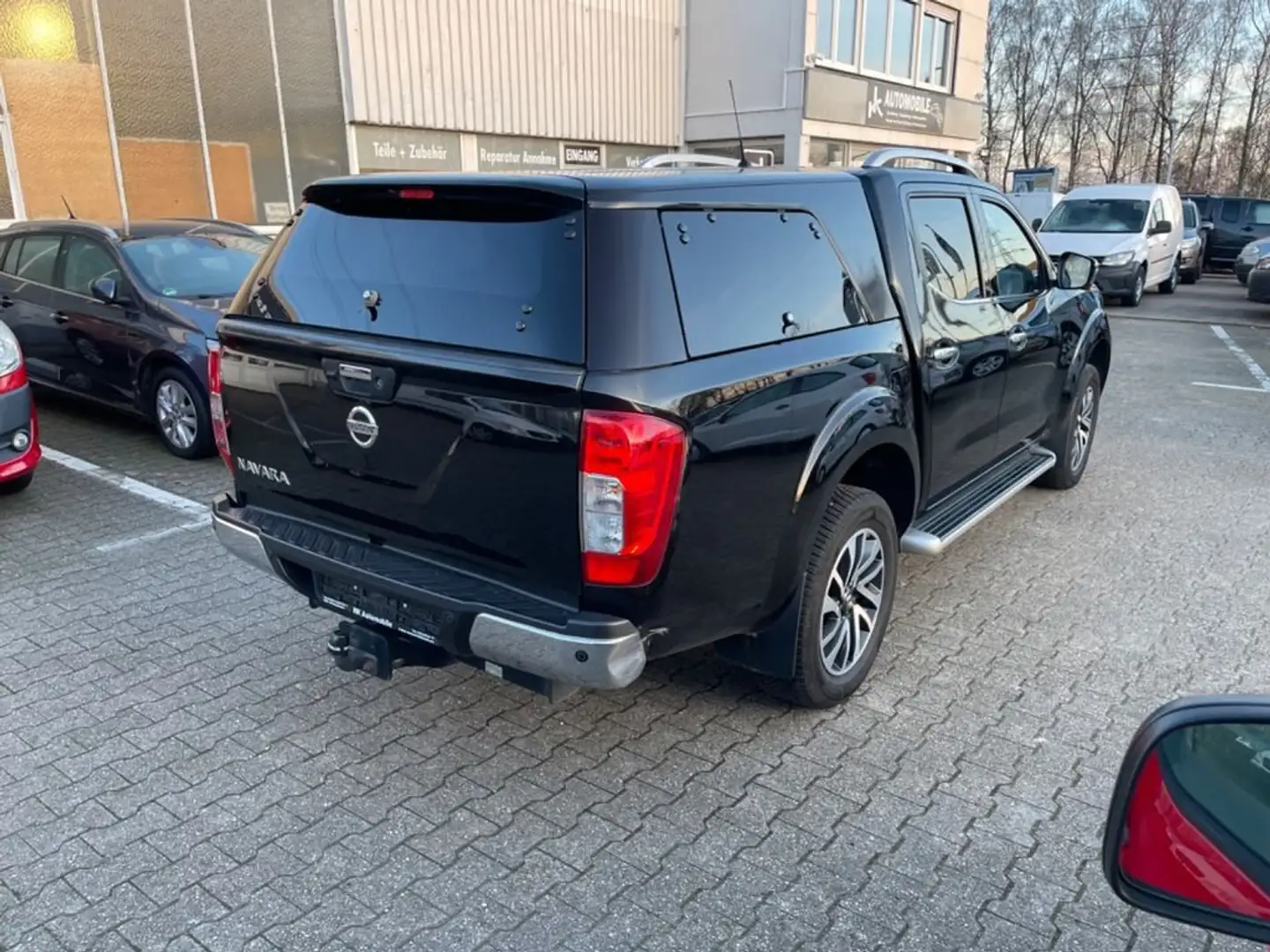 Nissan Navara NP300 Tekna Double Cab 4x4 - 2