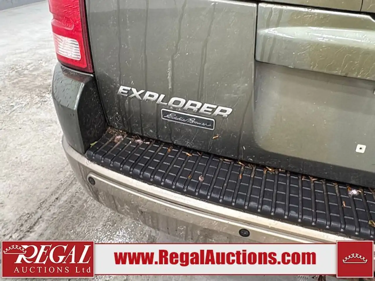 Ford Explorer photo Ford Explorer
